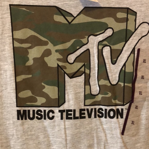 MTV 💜3/$30 Shirt size XL New! Musts at least 2 or more fit offer - Picture 3 of 6